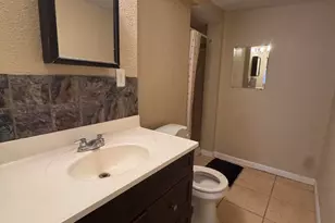 725 E 1st St, Mesa, AZ 85203 - Photo 18
