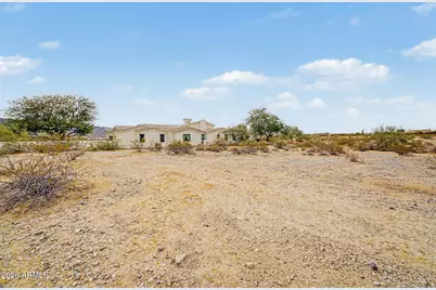 19217 W Seldon Lane #109, Waddell, AZ 85355 - Photo 4