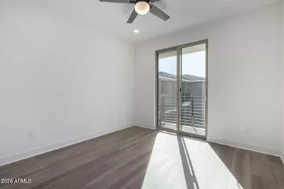 2121 W Sonoran Desert Drive #Apt 5, Phoenix, AZ 85085 - Photo 12