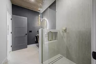 17801 N 55th St, Scottsdale, AZ 85254 - Photo 20