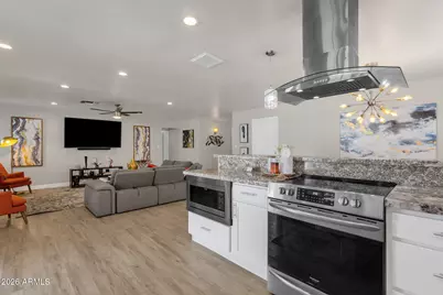 13109 N 24th Avenue, Phoenix, AZ 85029 - Photo 10