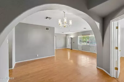 37 W Edgemont Avenue, Phoenix, AZ 85003 - Photo 8