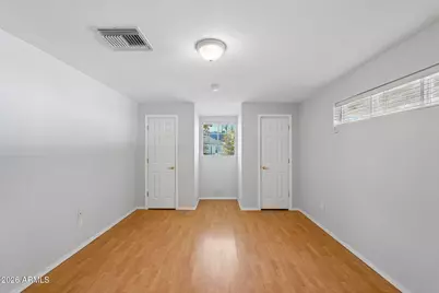 37 W Edgemont Avenue, Phoenix, AZ 85003 - Photo 22