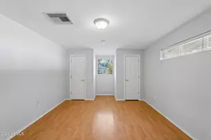 37 W Edgemont Ave, Phoenix, AZ 85003 - Photo 22