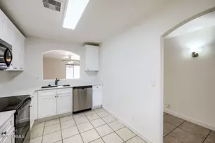 5610 S 5th Dr, Phoenix, AZ 85041 - Photo 6
