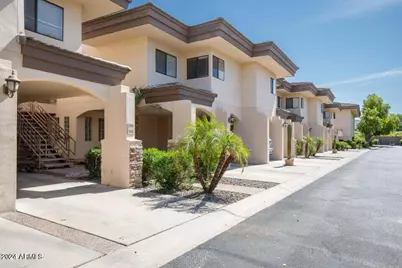 3235 E Camelback Road #Unit 107, Phoenix, AZ 85018 - Photo 1
