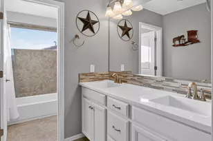 12879 W Pasaro Dr, Peoria, AZ 85383 - Photo 34