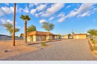 300 N Morrison Avenue, Casa Grande, AZ 85122 - Photo 2