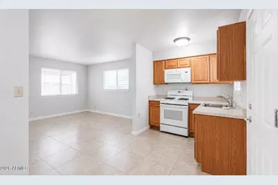 300 N Morrison Avenue, Casa Grande, AZ 85122 - Photo 8