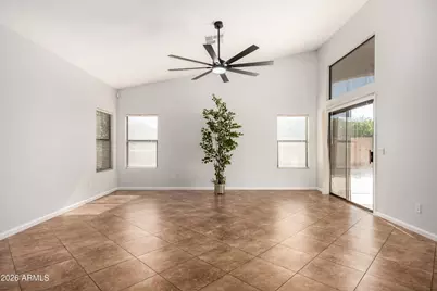 1625 E Montoya Lane, Phoenix, AZ 85024 - Photo 10