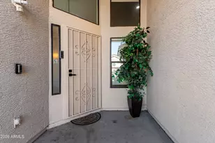 1625 E Montoya Ln, Phoenix, AZ 85024 - Photo 2