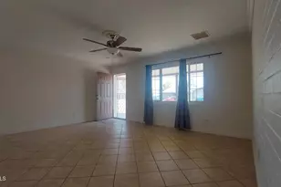 2448 W Freeway Ln, Phoenix, AZ 85021 - Photo 4