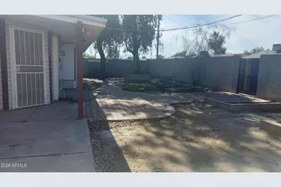 2448 W Freeway Lane, Phoenix, AZ 85021 - Photo 24
