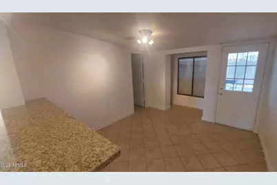 2448 W Freeway Lane, Phoenix, AZ 85021 - Photo 12