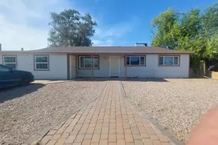 2448 W Freeway Ln, Phoenix, AZ 85021 - Photo 1