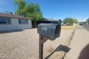 2448 W Freeway Ln, Phoenix, AZ 85021 - Photo 2
