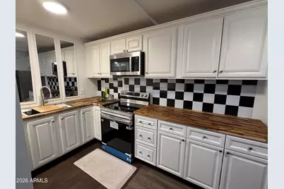 700 W University Drive #122, Tempe, AZ 85281 - Photo 1