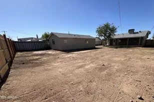 209 E Jones Ave, Phoenix, AZ 85040 - Photo 14