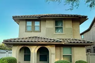 919 S Pheasant Dr, Gilbert, AZ 85296 - Photo 2