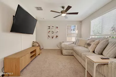8224 W Albeniz Place, Phoenix, AZ 85043 - Photo 4