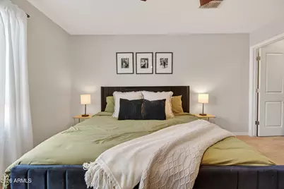 8224 W Albeniz Place, Phoenix, AZ 85043 - Photo 18