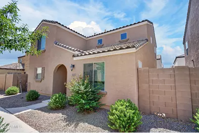 8224 W Albeniz Place, Phoenix, AZ 85043 - Photo 1