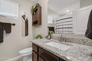 8224 W Albeniz Pl, Phoenix, AZ 85043 - Photo 26