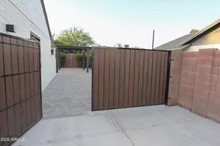 1008 W Topeka Dr, Phoenix, AZ 85027 - Photo 14