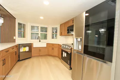 1008 W Topeka Drive, Phoenix, AZ 85027 - Photo 8