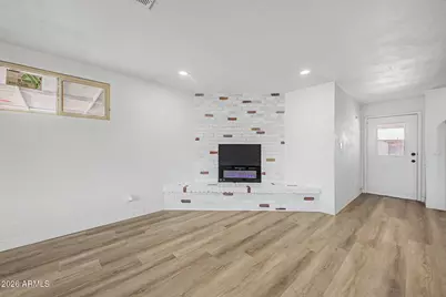 7149 W Wilshire Drive, Phoenix, AZ 85035 - Photo 6