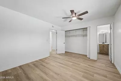 7149 W Wilshire Drive, Phoenix, AZ 85035 - Photo 16