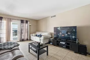 2513 S Kachina Cir, Tempe, AZ 85282 - Photo 4