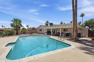 2513 S Kachina Cir, Tempe, AZ 85282 - Photo 2