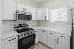 7308 S 13th Way, Phoenix, AZ 85042 - Photo 18