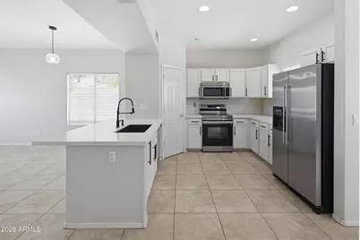 7308 S 13th Way, Phoenix, AZ 85042 - Photo 16