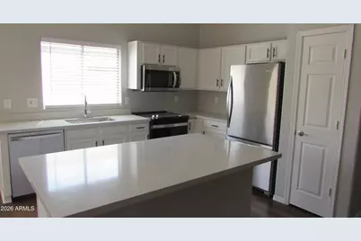 11410 W Roanoke Drive, Avondale, AZ 85392 - Photo 2