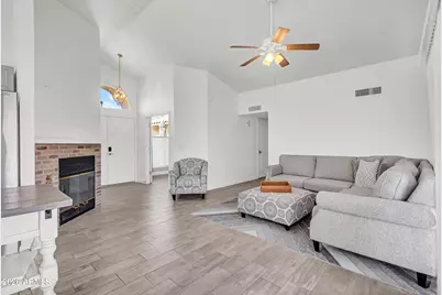 3945 E Salinas Street, Phoenix, AZ 85044 - Photo 6