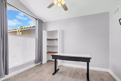 3945 E Salinas Street, Phoenix, AZ 85044 - Photo 4