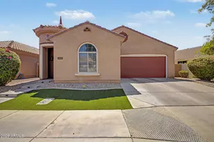 3320 S Sunland Dr, Chandler, AZ 85248 - Photo 1