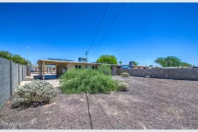 2225 E Lynne Lane, Phoenix, AZ 85042 - Photo 28