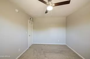 2225 E Lynne Ln, Phoenix, AZ 85042 - Photo 18