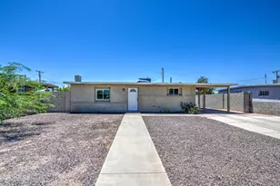 2225 E Lynne Ln, Phoenix, AZ 85042 - Photo 2