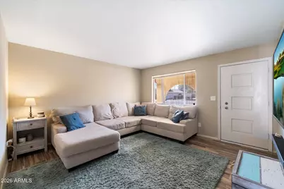 10610 S 42nd Place, Phoenix, AZ 85044 - Photo 8