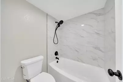 2845 E Tracy Lane #4, Phoenix, AZ 85032 - Photo 14