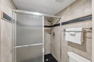 703 E Corte Oro, Phoenix, AZ 85020 - Photo 16
