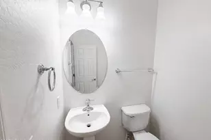 3968 E Melinda Dr, Phoenix, AZ 85050 - Photo 14