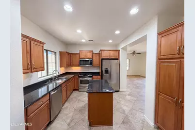 3968 E Melinda Drive, Phoenix, AZ 85050 - Photo 8