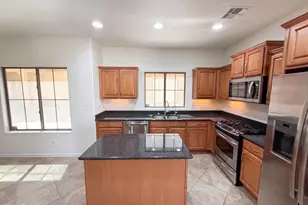 3968 E Melinda Dr, Phoenix, AZ 85050 - Photo 2