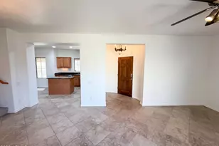 3968 E Melinda Dr, Phoenix, AZ 85050 - Photo 6
