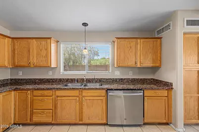 11101 S Hopi Drive, Goodyear, AZ 85338 - Photo 16